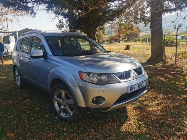2007 Mitsubishi outlander 2.4 petrol all wheel drive