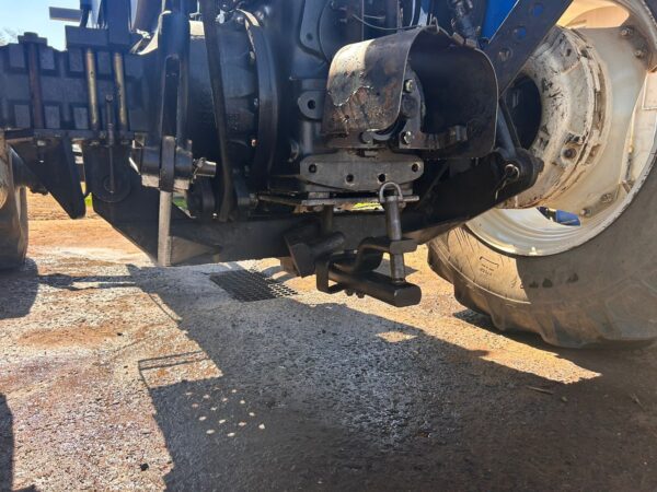 2020 New holland 6610s 4x4 tractor - Image 2