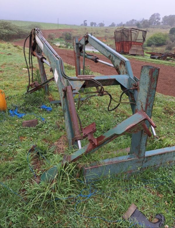 Staalland front loader