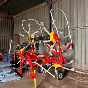 Pottinger 454 hay tedder