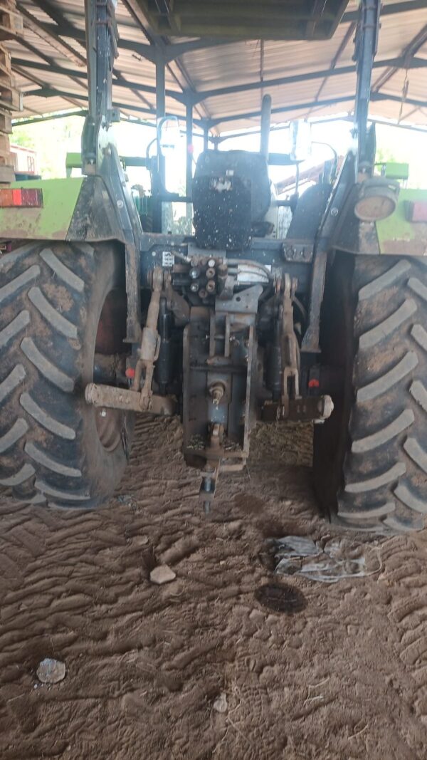 2x Claas Celtis 456 4x4 tractors - Image 3