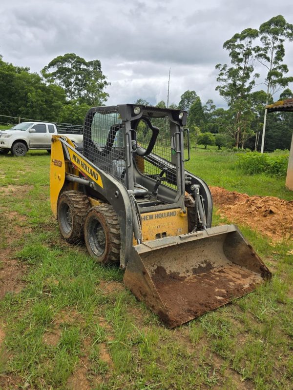 2022 New holland L213 bobcat