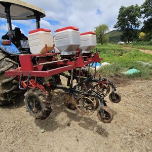 Vence tudo 2 row no till maize planter