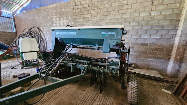 John shearer 14 row no till fine seed planter