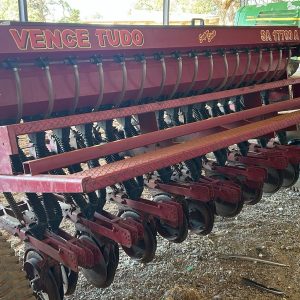 Vence tudo 17 row no till fine seed planter