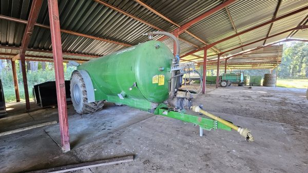 Chieftan 11000 lt slurry tanker with fittings - Image 3