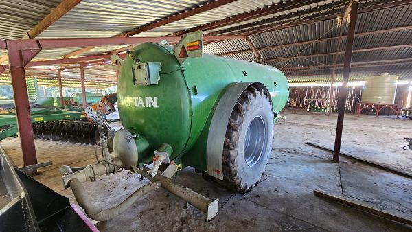 Chieftan 11000 lt slurry tanker with fittings - Image 2