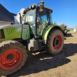 Claas arion 620c 4x4 tractor