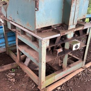 Multi rip saw