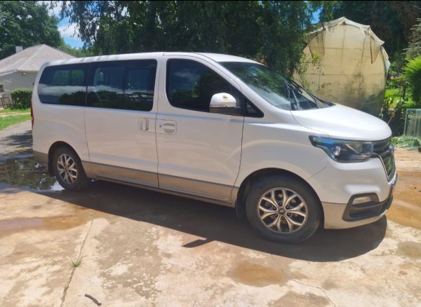 2021 Hyundai H1  crdi 2.2 elite bus