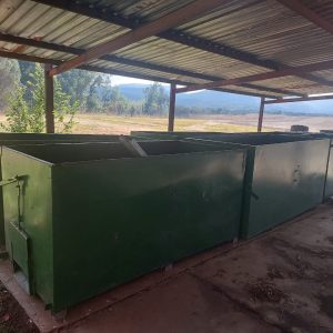 7x Grain bins