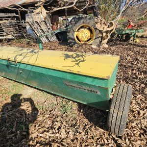 Falcon 3m box limespreader