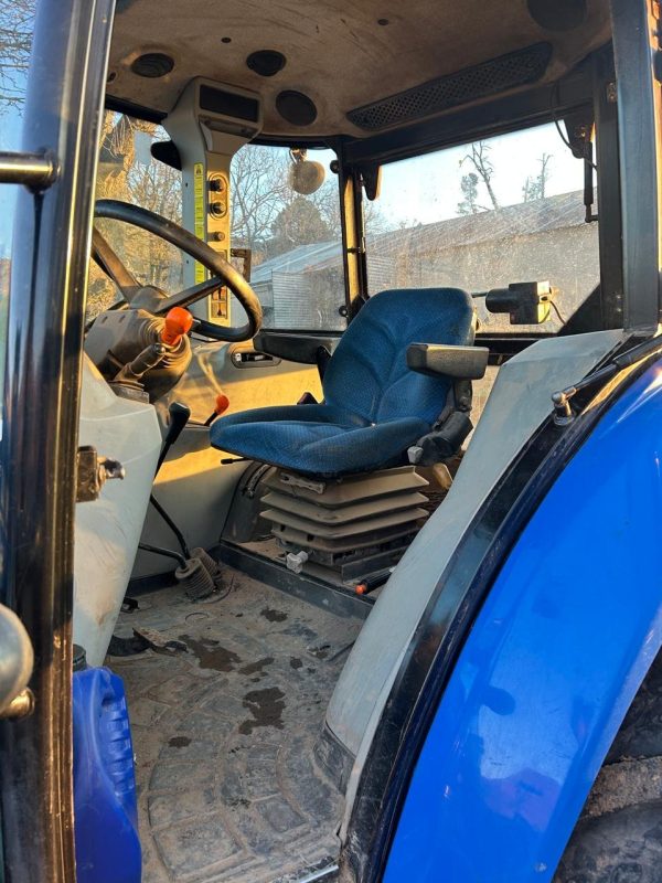 2018 New holland  Tt 5.100 4x4 tractor - Image 4