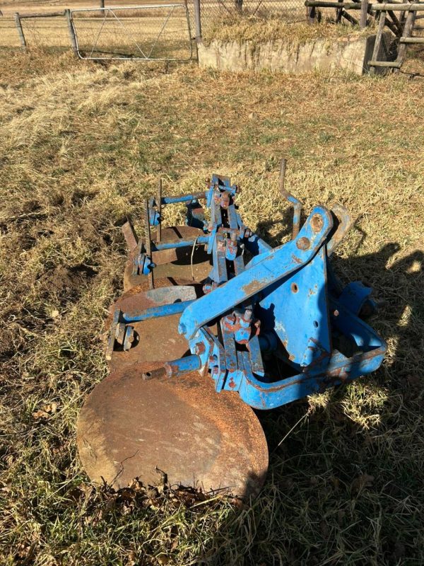 3 Furrow disc plough - Image 2