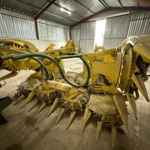2016 John deere 345 maize header