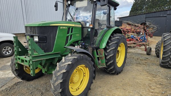 2020 John deere 6095 b 4x4 cab tractor