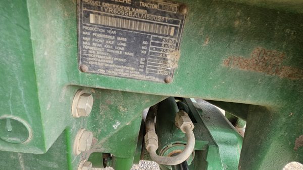 2020 John deere 6095 b 4x4 cab tractor - Image 8