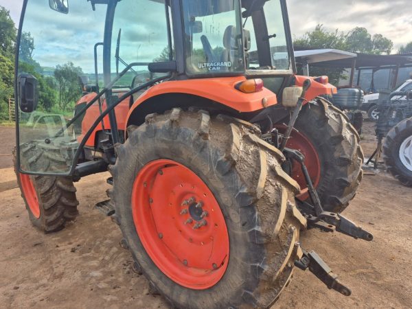 2013 Kubota m9540 4x4 cab tractor - Image 3