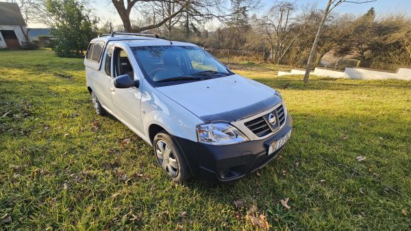 2018 Nissan np 200 1.6i petrol