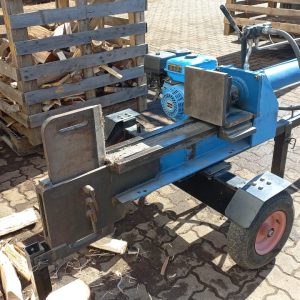 37 Ton Log splitter