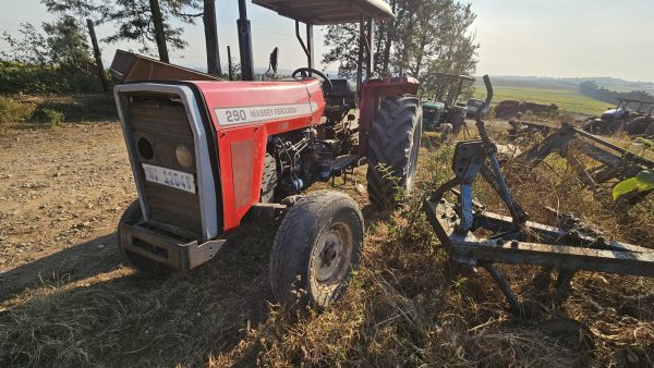 2018 massey ferguson 290 xtra - Image 4