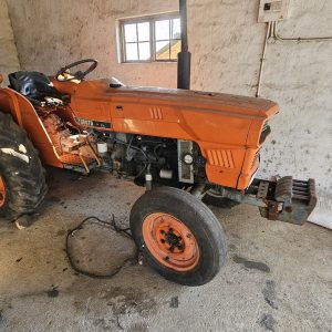 Kubota L 345 2x4 tractor