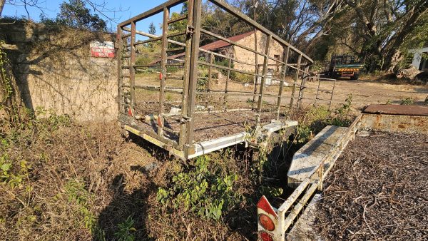 2x Double axle trailers - Image 2
