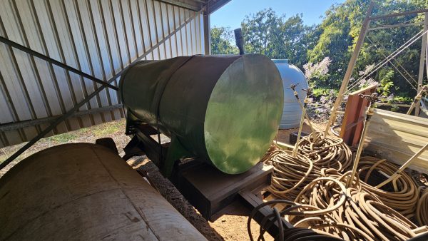 2000 lt steel water tank trailer