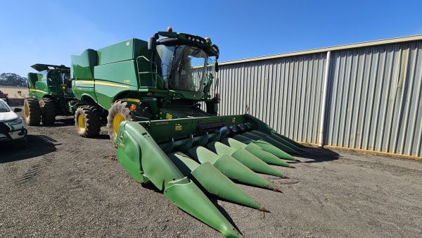 2019 John deere s 760 combine