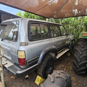 Landcruiser 80 series vx body shell on rolling chassis