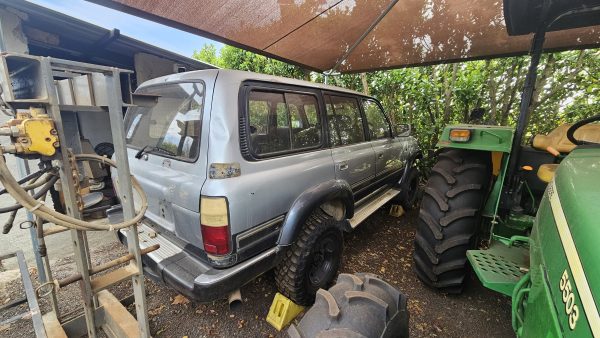 Landcruiser 80 series vx body shell on rolling chassis
