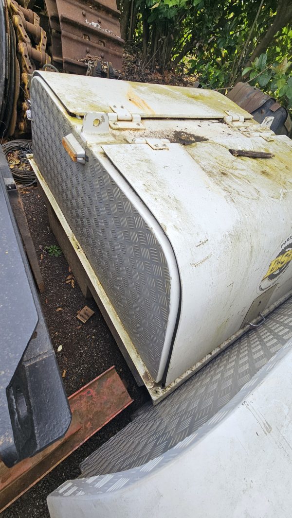 Aluminium Bakkie canopy/toolbox - Image 2