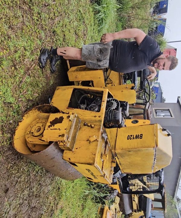 Bomag bw 120... 2.5 ton sit on roller