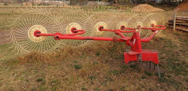 Enorossi 6 wheel hayrake