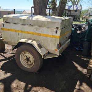 Camping trailer