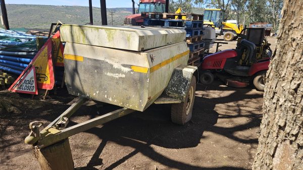 Camping trailer - Image 3