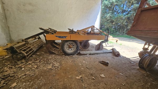 Tatu astmatic 5 tine aerator ripper