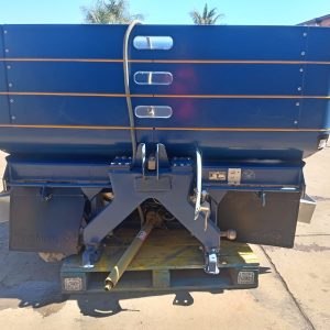 2018 Bogbolle L2w fertilizer spreader
