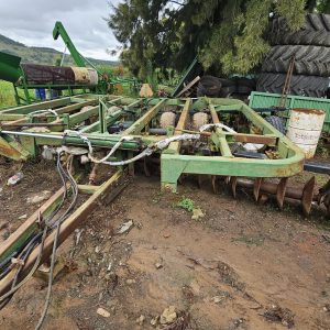 John deere 335 Trailed disc