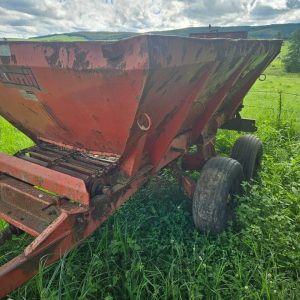 Jumil 5 ton lime spreader