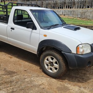2015 Nissan 2.5 diesel 4x4