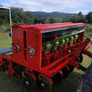 Giant 12 row fine seed planter