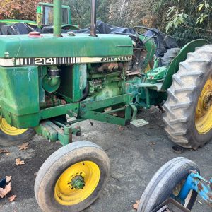 John deere 2141tractor