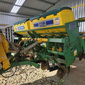 Tatu marchesan 4 row no till maize planter