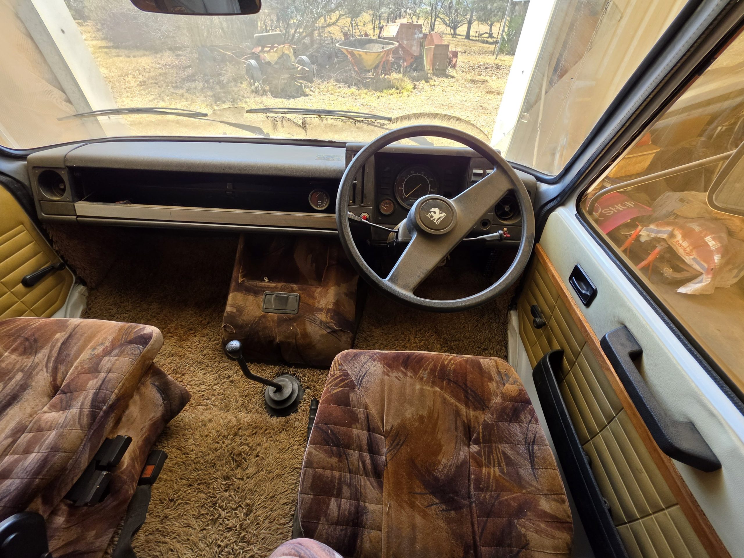 Bedford pacer cf280 camper van - Image 5