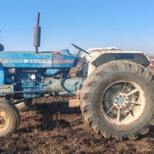 Ford 5000 2x4 tractor