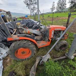 Kubota 2420 4x5 orchard tractor